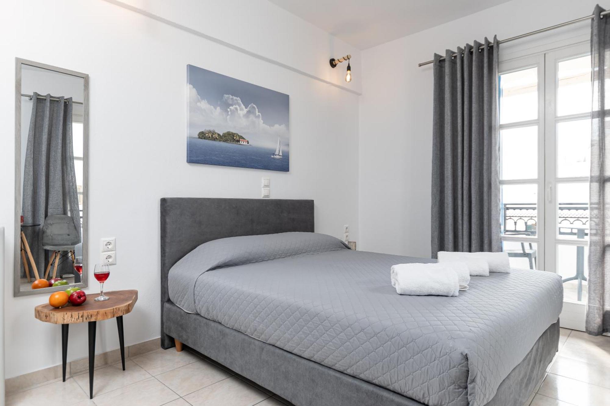 Pension Irene 2 Naxos City ภายนอก รูปภาพ