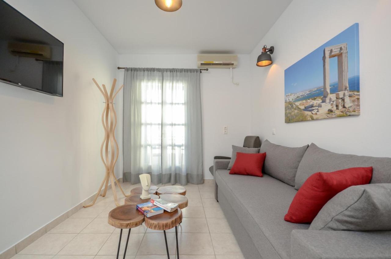 Pension Irene 2 Naxos City ภายนอก รูปภาพ
