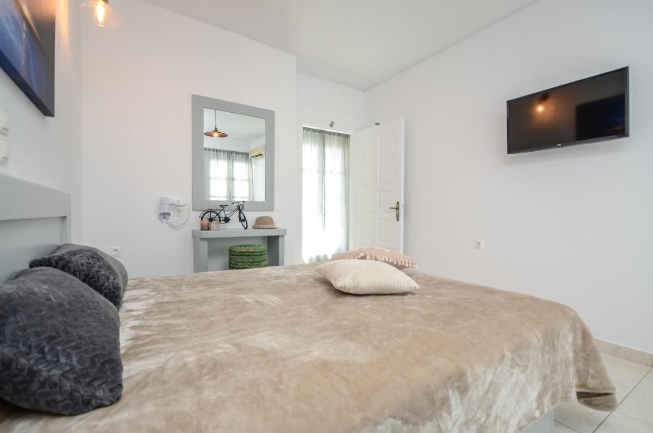 Pension Irene 2 Naxos City ภายนอก รูปภาพ